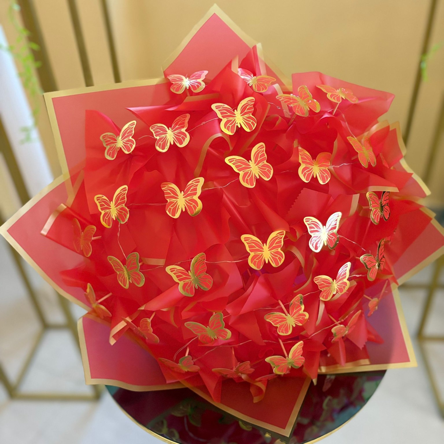 Ledli Kelebek Buketi